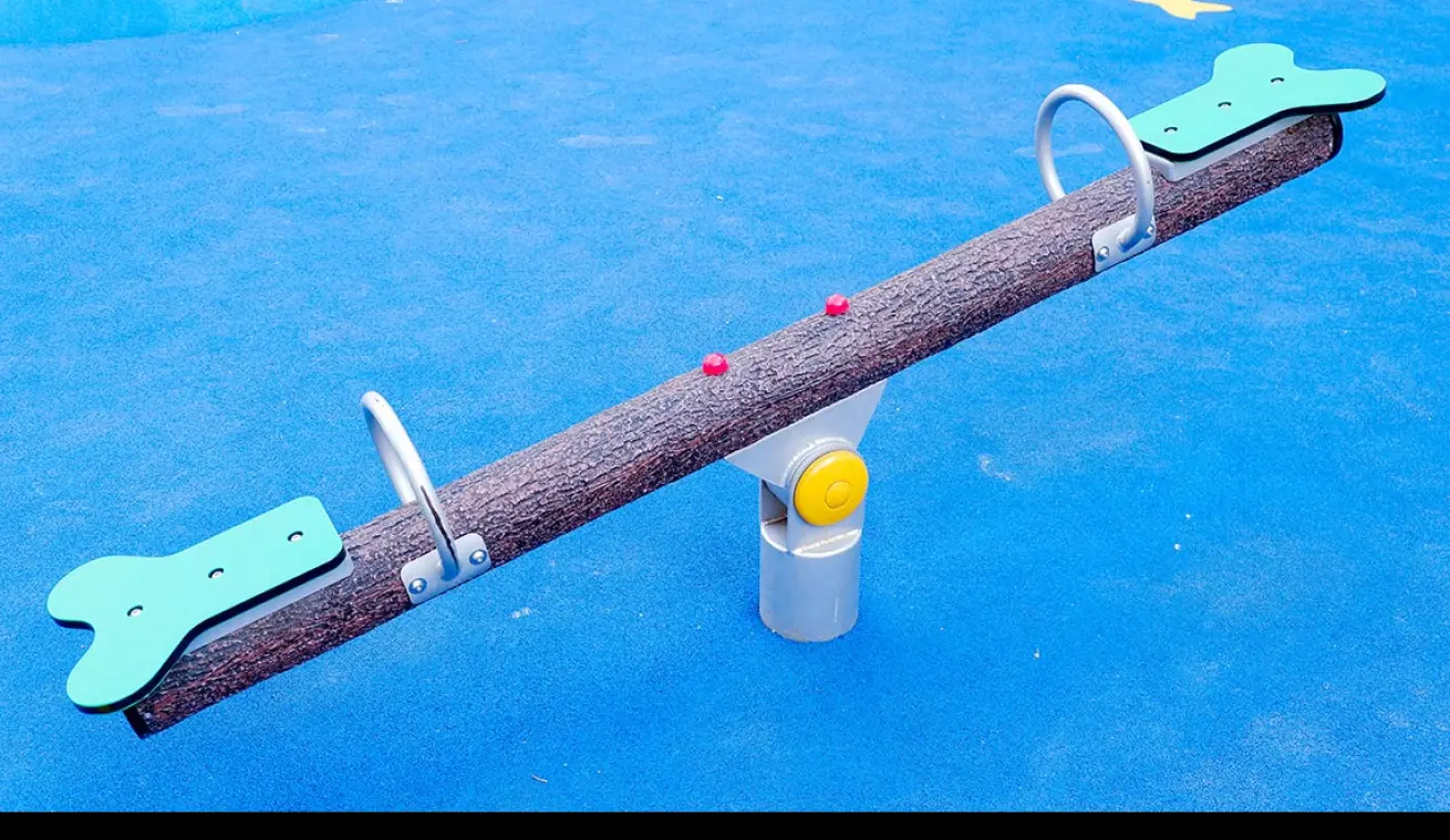 Tree Pattern Column Seesaw Outdoor Playground