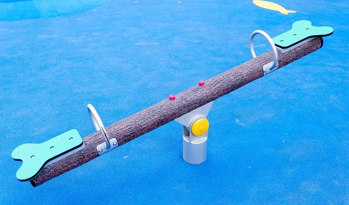 Tree Pattern Column Seesaw Outdoor Playground