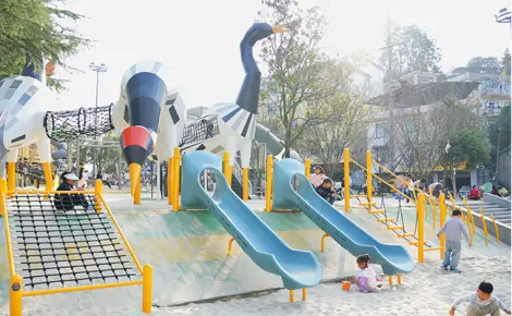 Outdoor Play Equipment: The Developmental Benefits of Combination Slides, Climbing Structures, Swings, and Spinning Equipment
