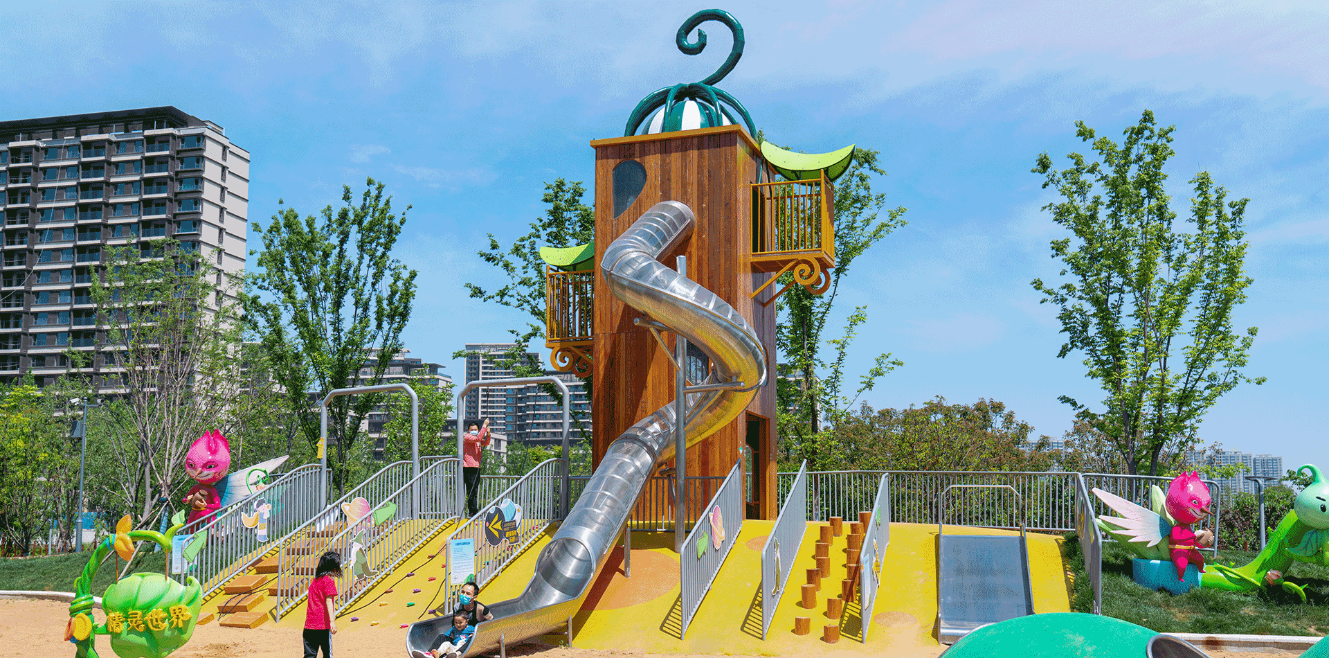 How to Develop Forest Parent-child Outdoor Playground?