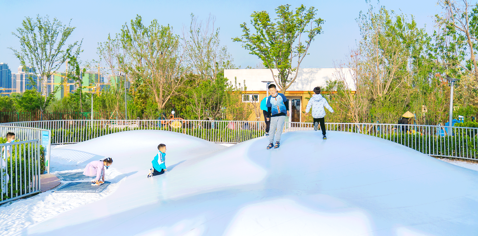 How to Develop Forest Parent-child Outdoor Playground?