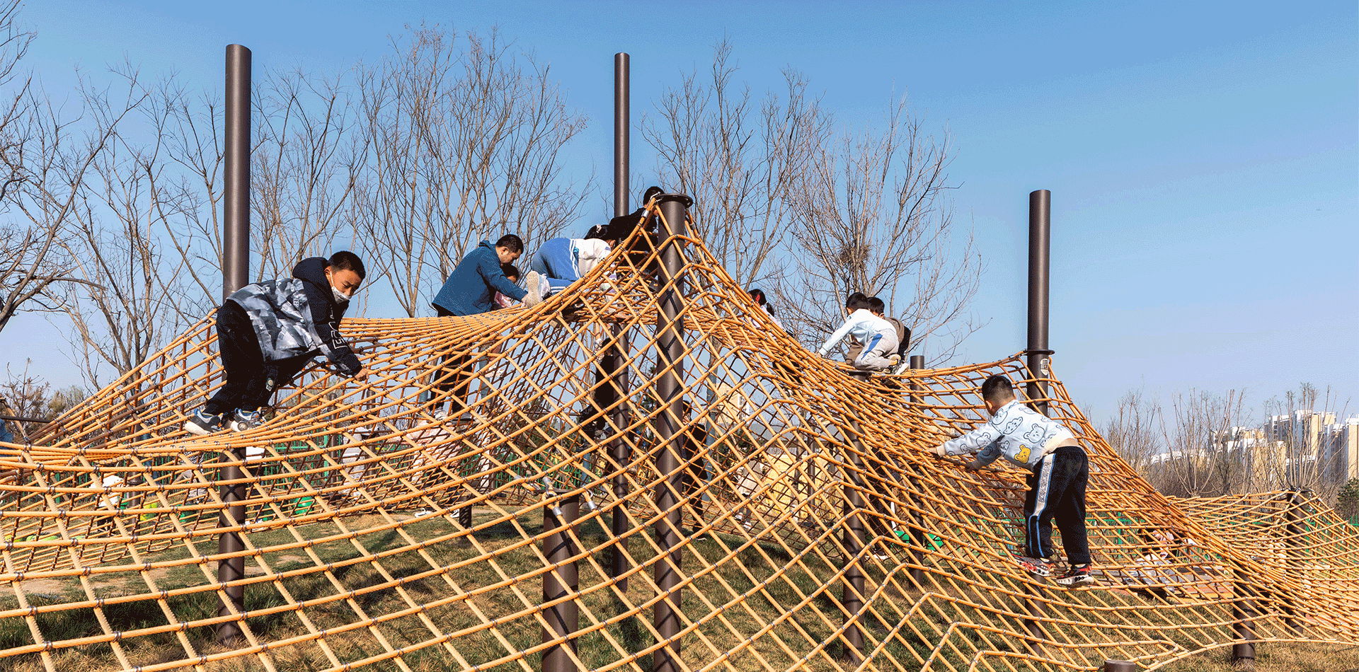 Outdoor Amusement Creates Infinite Possibilities for Children