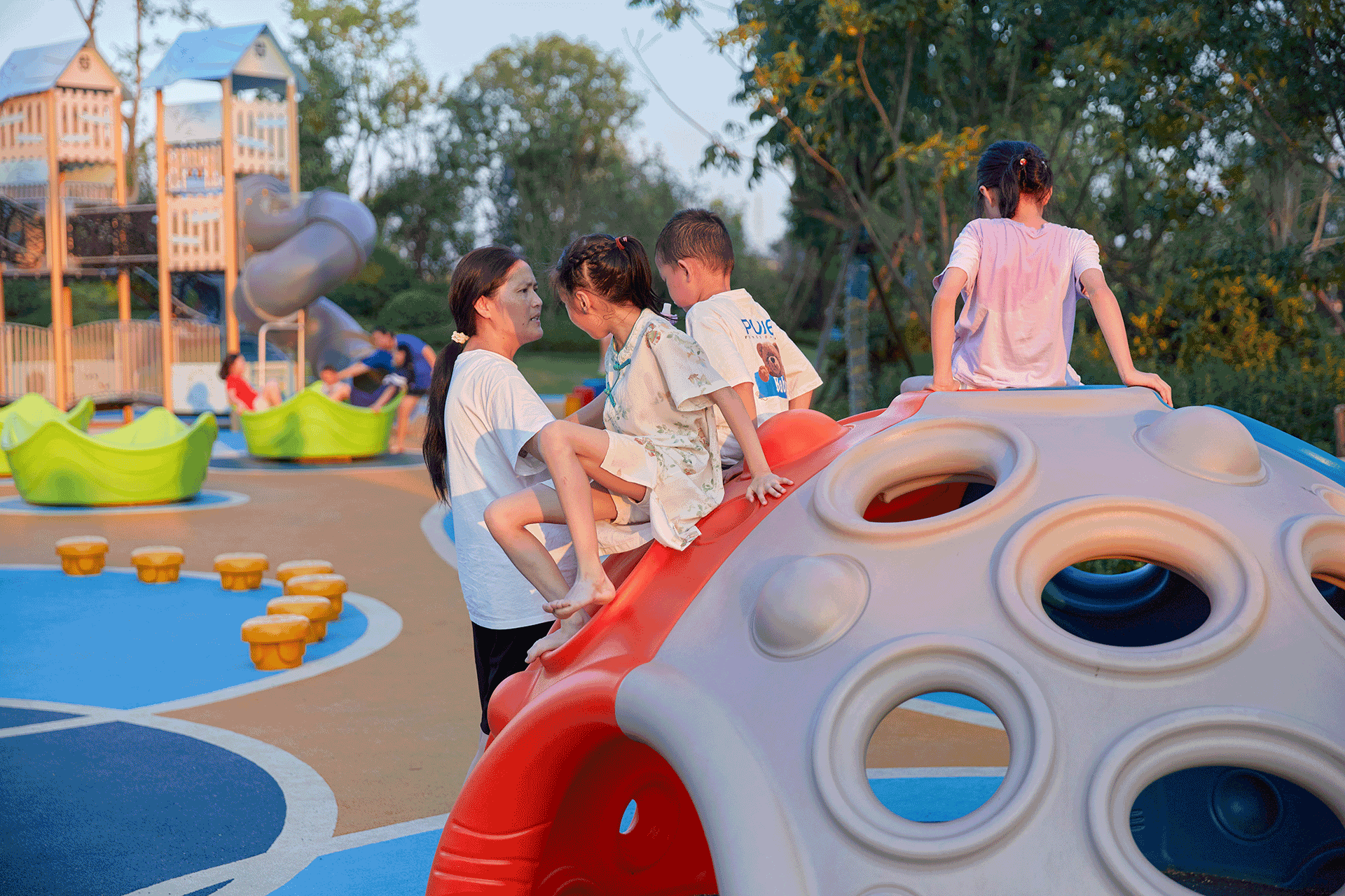 Leping Kaiguang Model Worker Park