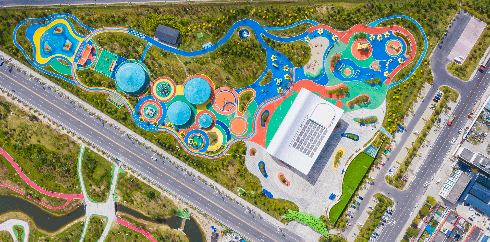 Linzhi Outdoor Playground for Kids